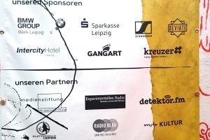 06.07.2019: Partnerbanner auf dem Festival