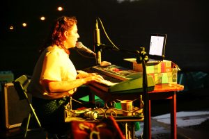Foto 17: Abendprogramm – Joanas Herz am Donnerstag, 7. Juli 2022 (Foto: Tino Pfundt / Hörspielsommer e. V.)